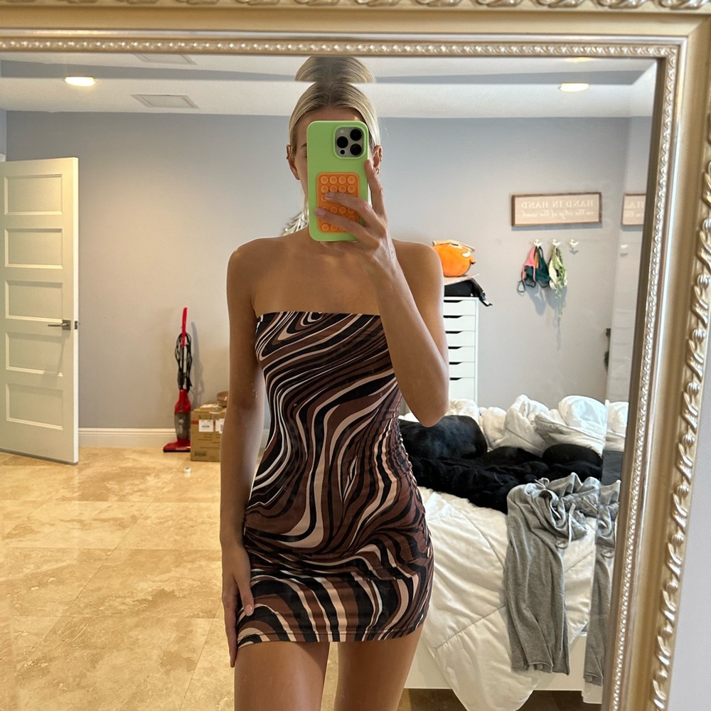 Princess Polly strapless dress